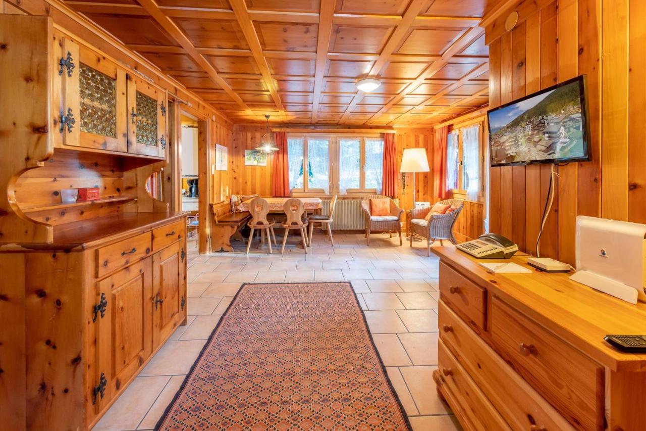 Chalet Bambi "Marchenhaft" Appartement Grächen Buitenkant foto