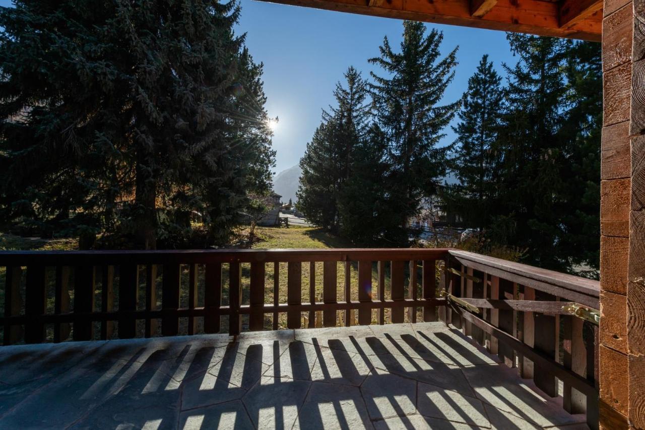 Chalet Bambi "Marchenhaft" Appartement Grächen Buitenkant foto